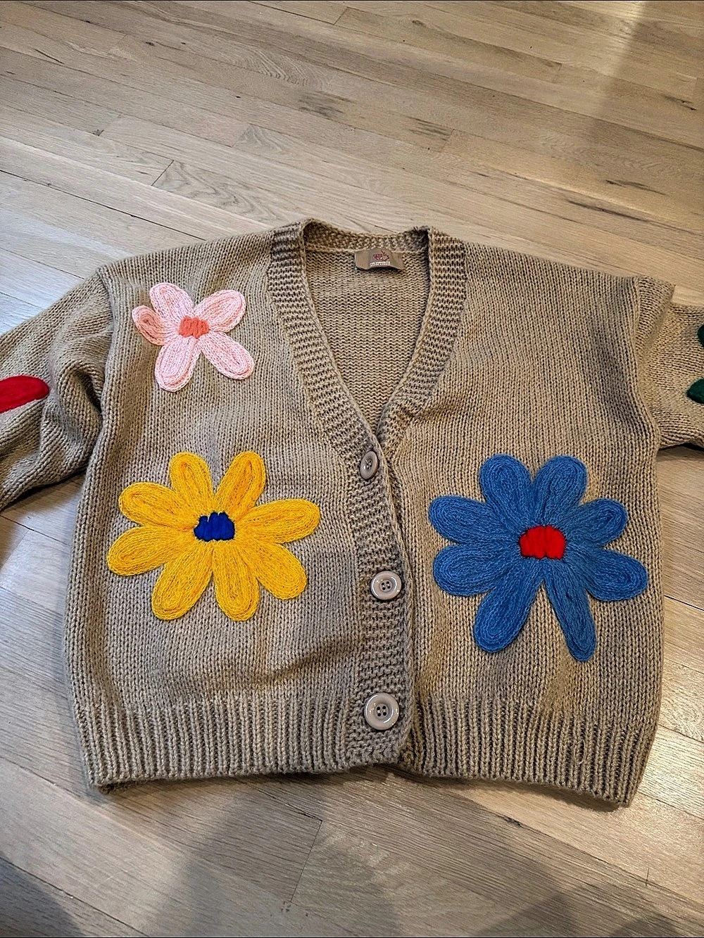 Floral Appliqué Cardigan in Tanisha brown